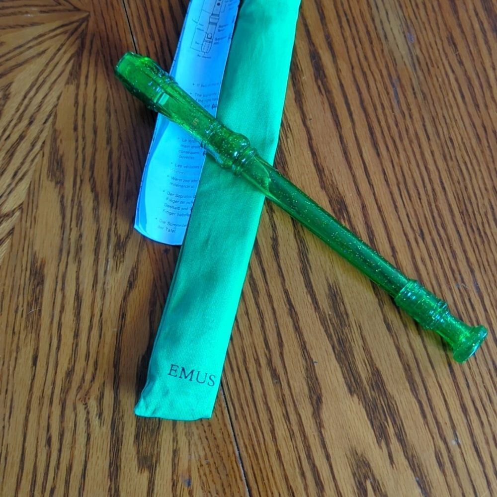 Emus 3 piece flute